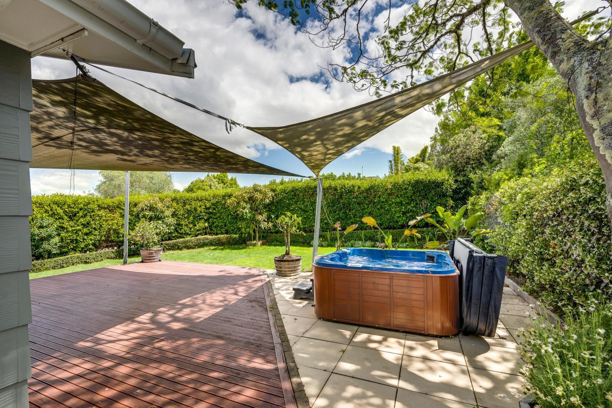 Sunny Oasis - Havelock North Retreat Villa Exterior photo